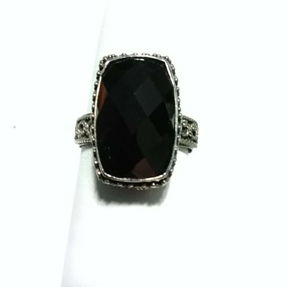 Spinel Ring